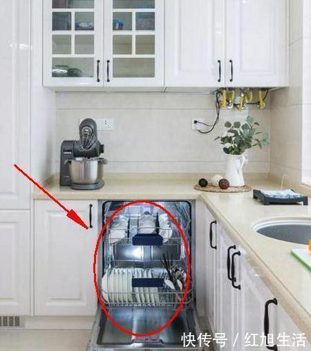 自来水|新房入住,厨房最没必要购买的三种电器,费钱又不实用