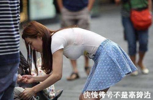 宝妈|宝妈穿“短裙”接孩子，6岁女儿因此被同学嘲笑，网友：这也管？