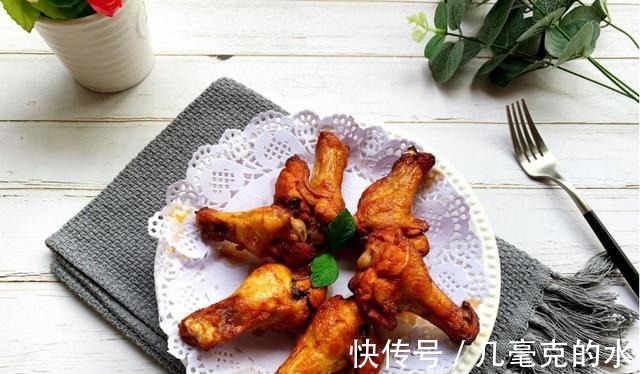 烤翅|小孩子最爱的鸡翅根做法，简单又快速，不油腻反而很清香！