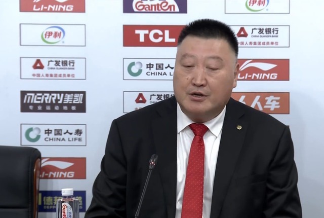 北京首钢|北京首钢为何输球?雅尼斯话里有话,杨学增精彩发言,冰火两重天