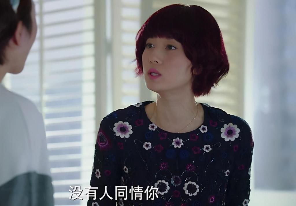  题材|同是敏感题材：唐一菲退赛拒演＂艾莉＂，马伊琍却翻身成＂视后＂