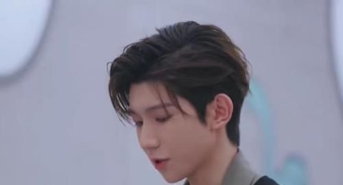 選手鬧脾氣要罷錄,王源兩句話讓他立馬工作:在他面前不要歪