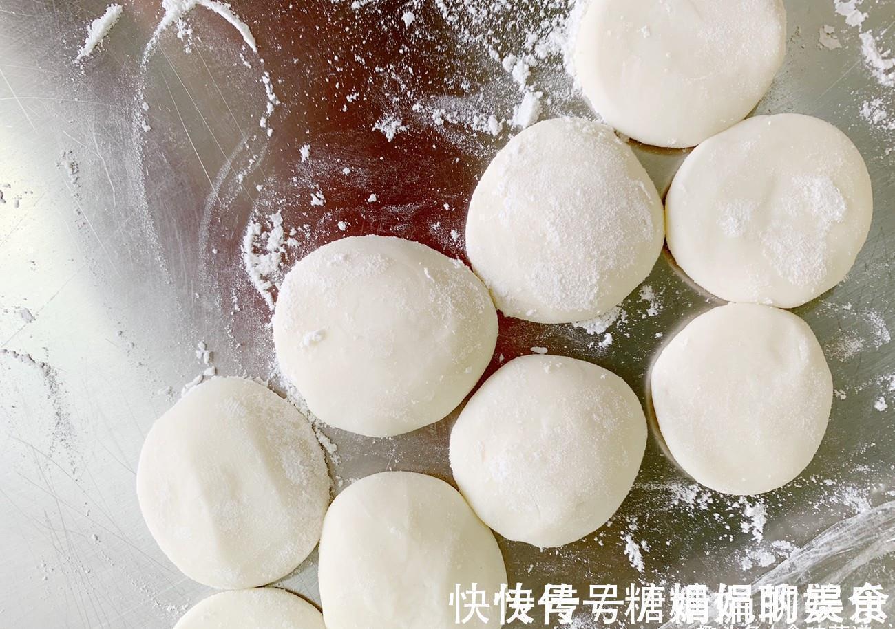 饺子皮|韭菜馅要怎么调才好吃？牢记“3不放”，饺子鲜嫩多汁，没有异味