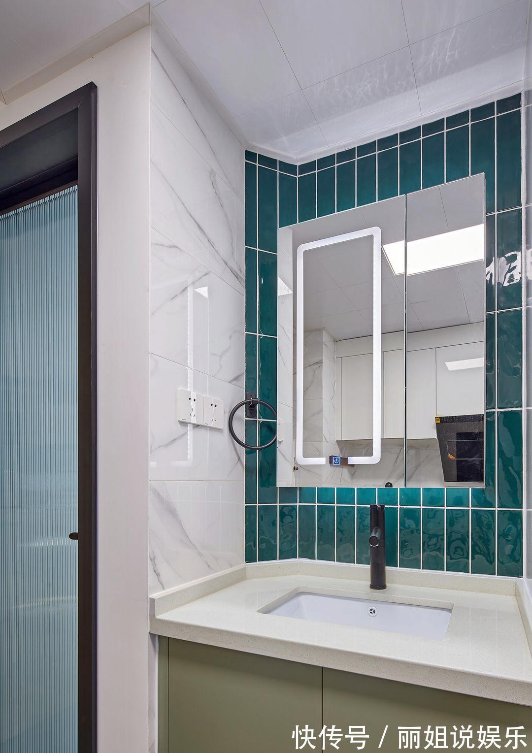 储物区|离婚分了一套52㎡小户型,带着孩子一起生活,单亲妈妈应该更坚强