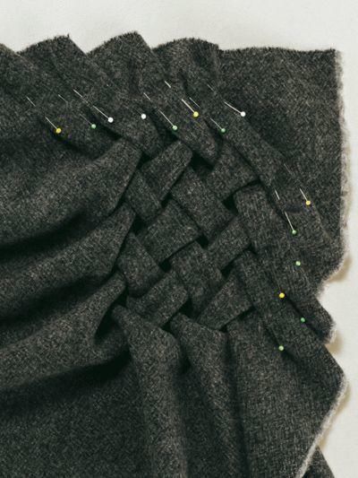 时装|干货丨时装大牌设计师都在用的手艺学会手工绣缀,给你的创意立裁加加餐