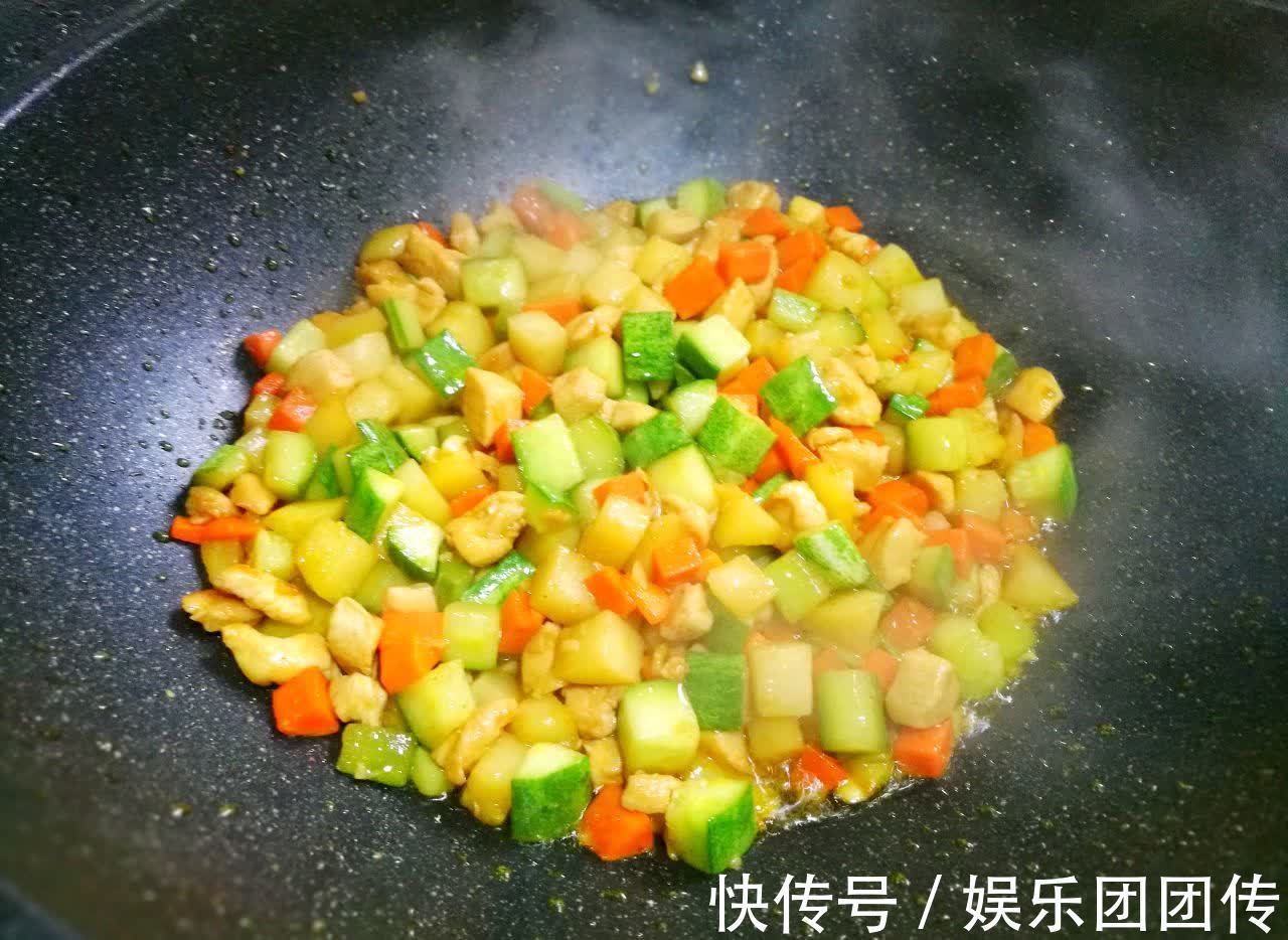 可口|鸡胸肉这样做,鲜嫩可口还下饭,好吃到停不下来,孩子很喜欢吃