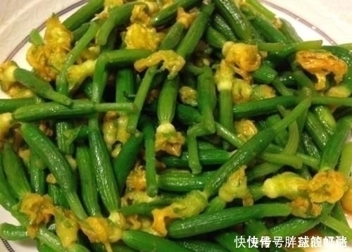 晚饭吃它等于“天然泻药”，拉出隔夜宿便，痘痘不见了，越吃越瘦