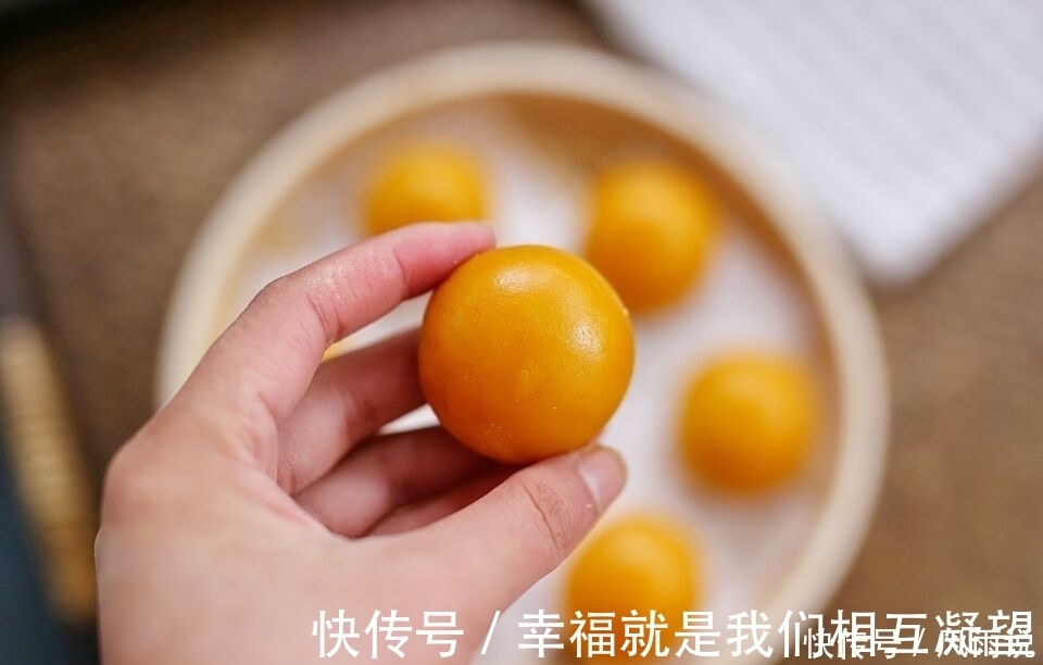 玉米淀粉|南瓜新吃法，我家每周准做一次，软糯香甜真美味，比炒的好吃多了