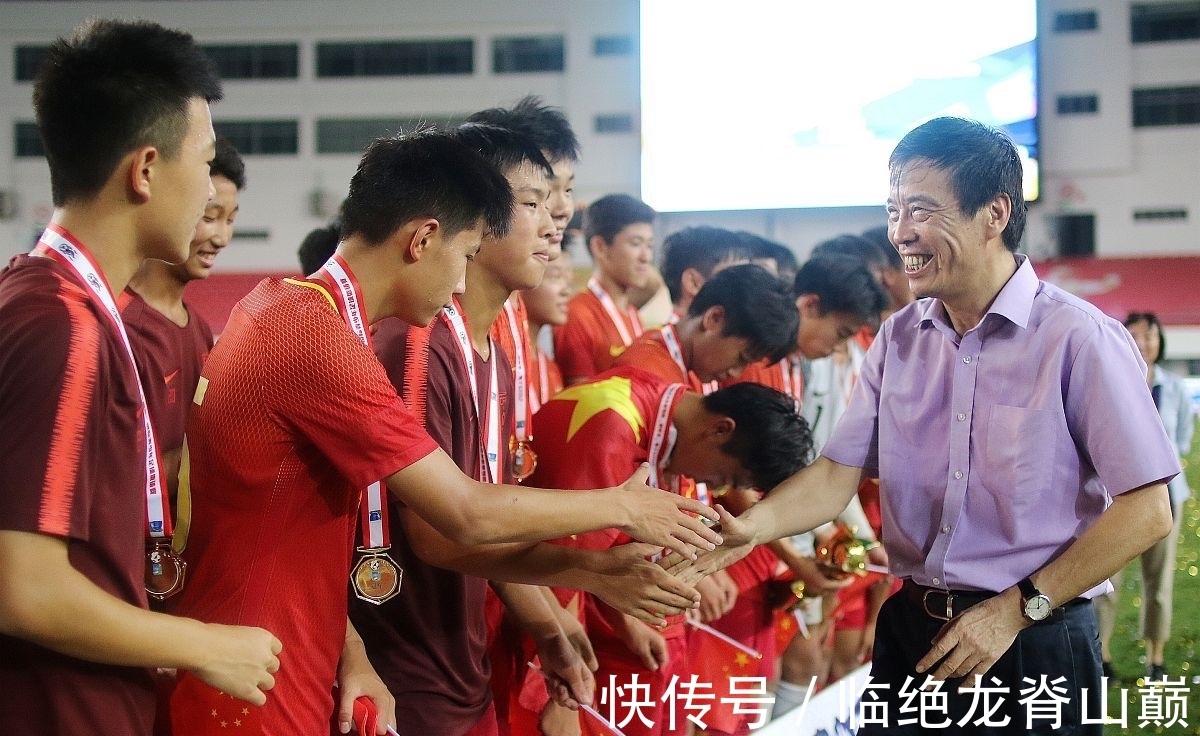 奇葩|足协再被讨“调节费”:无米下锅了,12月中超或多球队退出