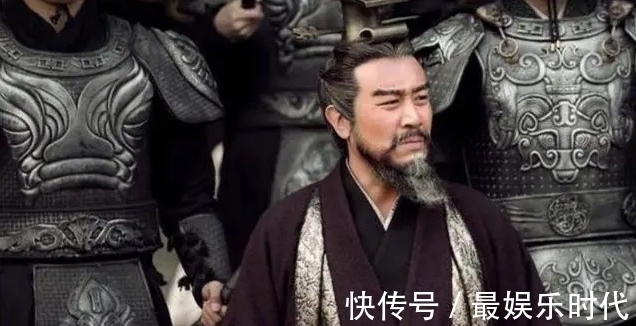 曹植#曹丕见两牛打架,要求曹植作一首诗但不能出现牛字,结果流传千年