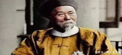 龙袍|慈禧穿龙袍问李鸿章：我穿着合身吗？李鸿章的回答透出智慧