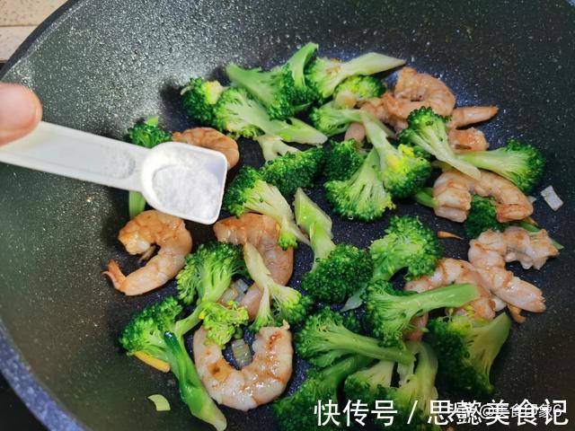 身高|父母身高不及格，儿子13岁身高172，分享长高的秘诀，很实用