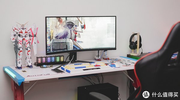 礼物|超彰显“钞能力”的礼物——傲风联名高达电竞桌上手体验