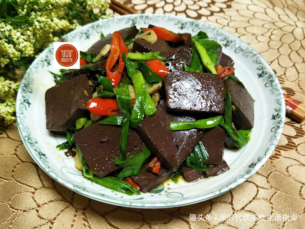 教你做个下饭菜,做法简单易学,比大鱼大肉好吃,十分过瘾