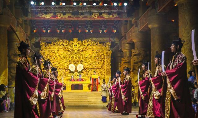 可知|古代天下以皇帝为尊,那你可知皇帝在登基时,要走哪些流程