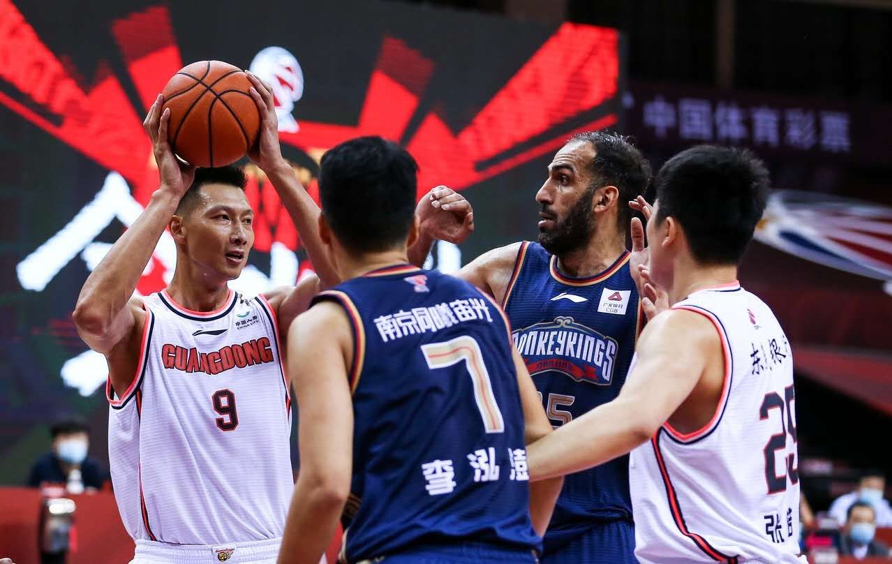 cb观点：易建联领衔！全华班下的CBA，广东宏远依然是争冠头号热门