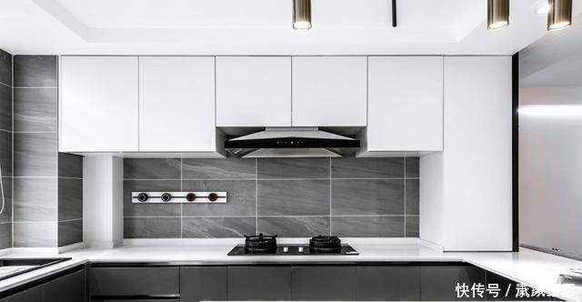 二居室|花6万改造77平二居室旧房,现代风格太漂亮,邻居以为走错门了