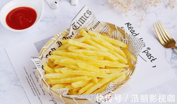 炸制|炸薯条时，裹面粉直接炸就错了，教您正确做法，薯条又香又脆