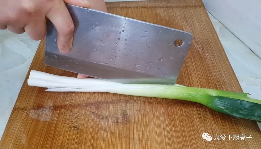 烙饼怎么做才最香吗,掌握3个技巧,第一次下厨也能成功,太香了