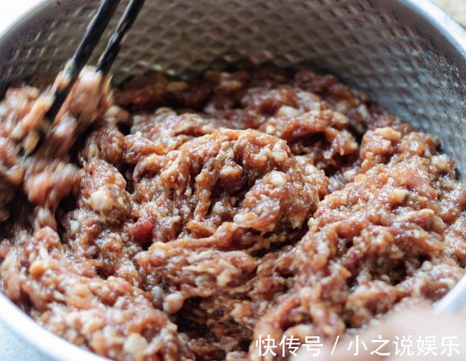 调饺子馅时，如果多加这3味调料，饺子更鲜香美味，快看看吧！