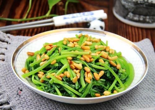 春天，常给家人吃这道菜，养肝护肝，排毒通便，全家身体棒！