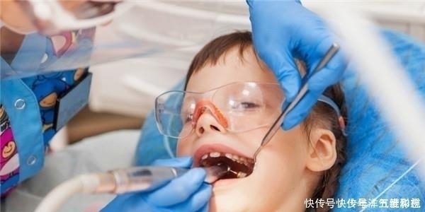 小雨|孩子被嘲笑“嘴臭”,到医院取出一物,妈妈闻了都受不了