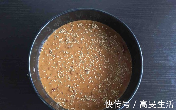大枣|家里有面粉和大枣，就能做枣糕，比蛋糕简单香甜，新手一做就成功