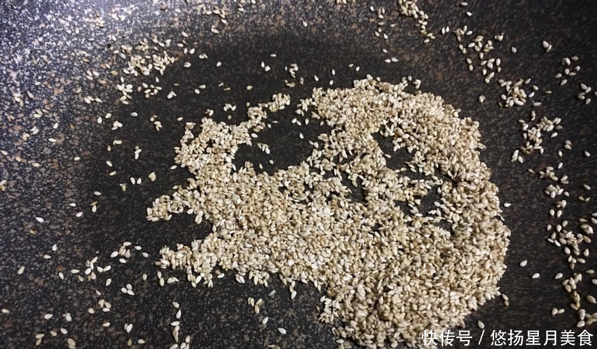油泼辣子|香辣的秘制油泼辣子,味道丰富,操作简单,拌面条太好吃了!