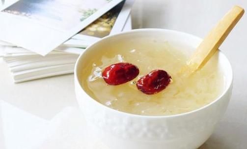 肝脏|28岁幼师查出肝癌，3月后离世，医生惋惜：1汤天天喝，堪比毒药