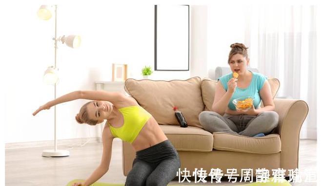 热量|晚上有这4个习惯,体重可能会蹭蹭往上涨,别执迷不悟