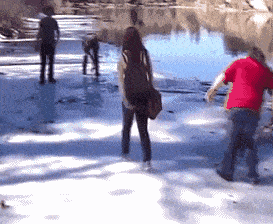 |搞笑GIF:4块钱的营养快线,硬是喝出了茅台的味道!