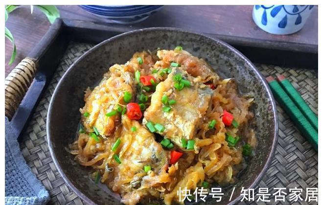补气|带鱼最经典的家常做法,咸鲜入味,补气提鲜,看着就流口水
