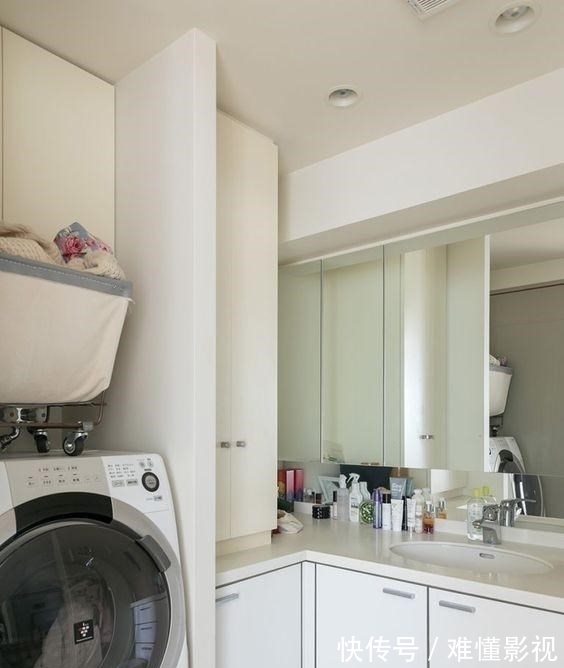 洗衣房|我发现日韩家庭,用了这6个“讨巧”设计,不用1㎡也能做个洗衣房