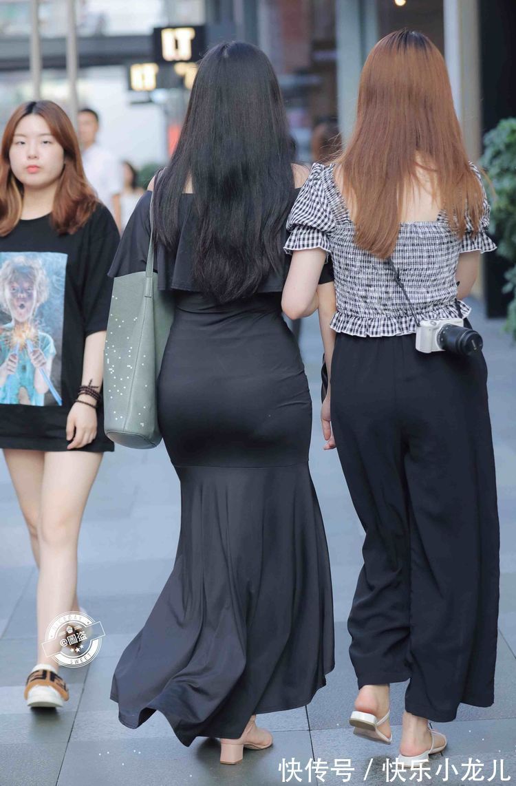 连衣裙 潮流个性的连衣裙穿出不同的感觉,透出不凡的格调,文艺复古