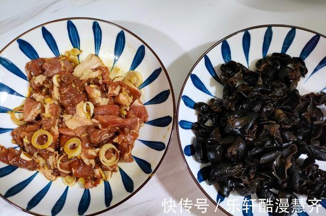 芹菜|女人经期要常吃的菜，营养丰富含铁多，气色红润，好吃又好做