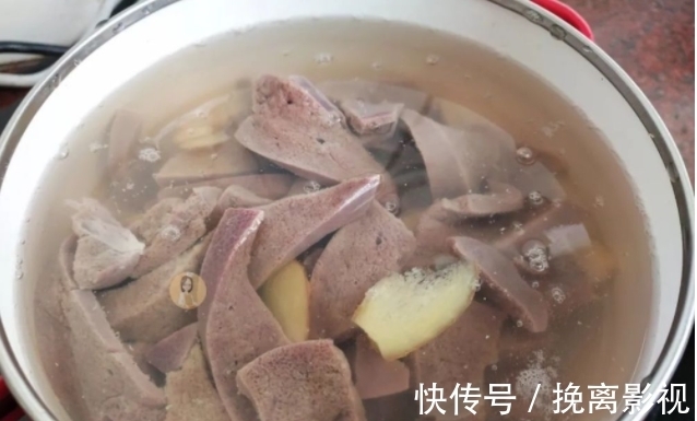 医师|8岁小孩出现贫血,两年不长个,儿科医师提醒:家长多给孩子补铁