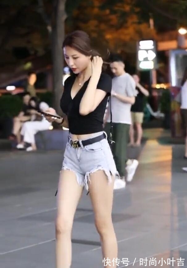 着装|干净清雅的穿搭,如一阵扑面而来的清风!