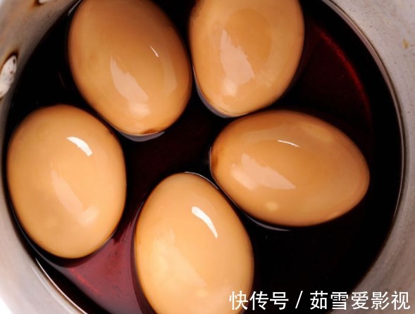生鸡蛋|早上吃鸡蛋，全家都“完蛋”，这些吃鸡蛋的禁忌，希望你一条不犯