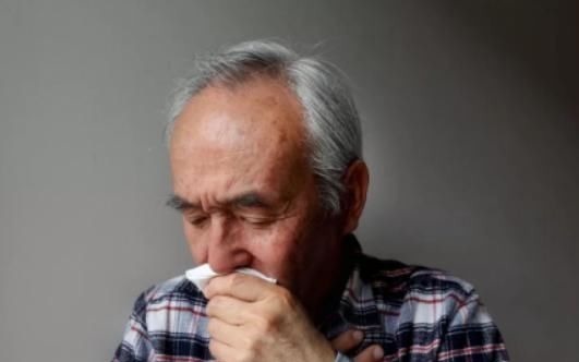 咳嗽|“咳喘穴”，按揉5分钟，一整夜未咳嗽，大人小孩都管用！