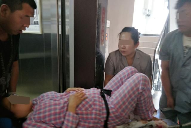 见红|超预产期三天还不生宝宝在出生之前,会给妈妈三个信号