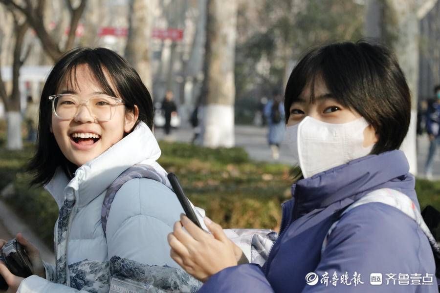 考研|课间——山东大学新传学院学生写生作业选登（三）