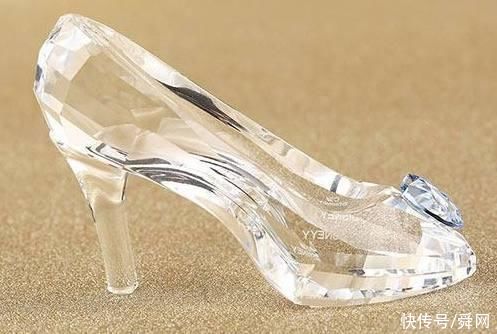 选一只水晶鞋,测你的王子是什么类型的