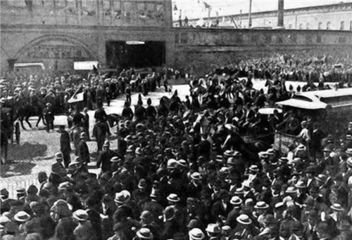 惊艳|李鸿章出访美国，着装惊艳美国民众，专访更是扬国威