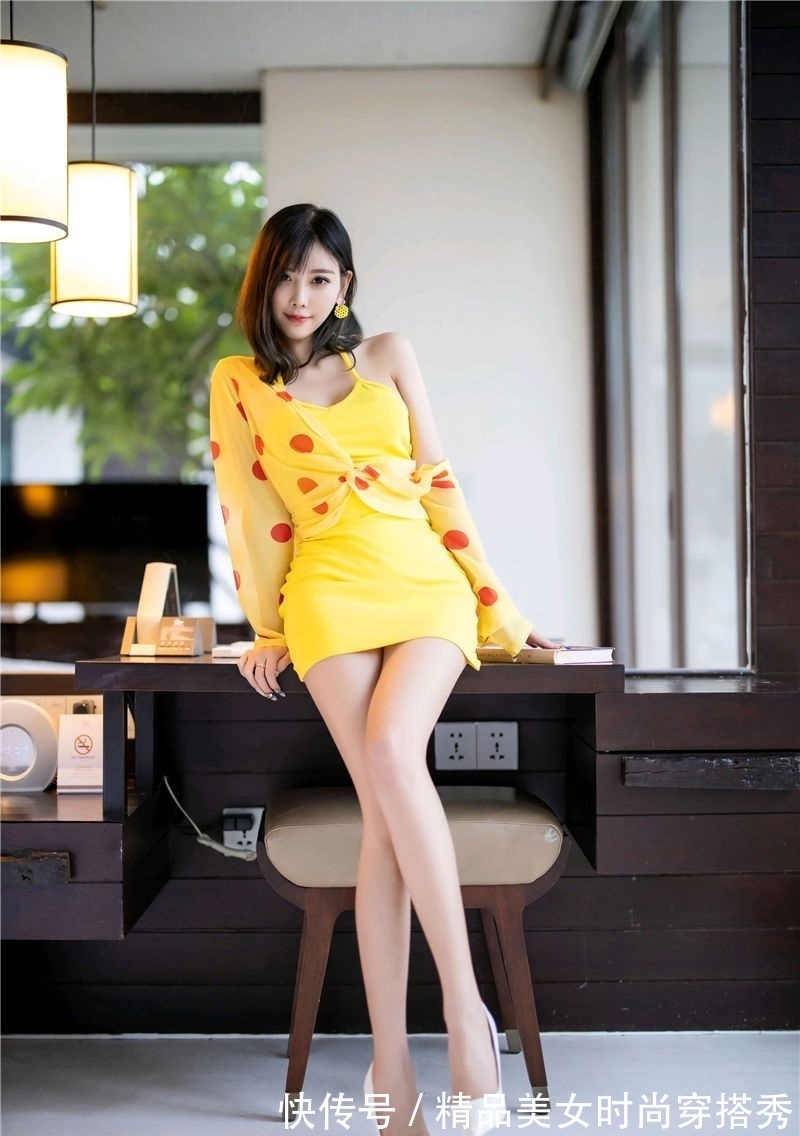 黄色|这款黄色连衣裙，简单又可爱，美美哒