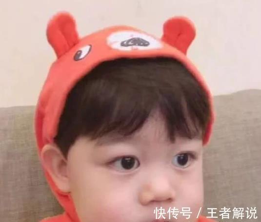 爸爸|爸爸姓胡,妈妈姓罗,儿子名字太奇葩,天天被同学们取笑