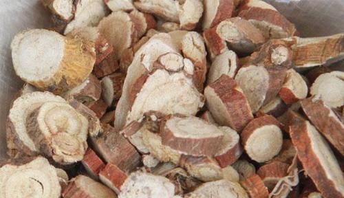 皮肤瘙痒|服用黄芪又怕上火？黄芪有绝配，搭配一起喝，好处翻倍不上火