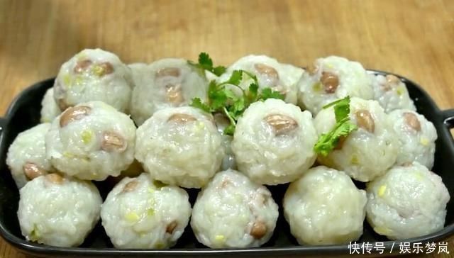 丸子这样做最好吃,不放面粉不加水,鲜嫩又营养,我家2天做一回