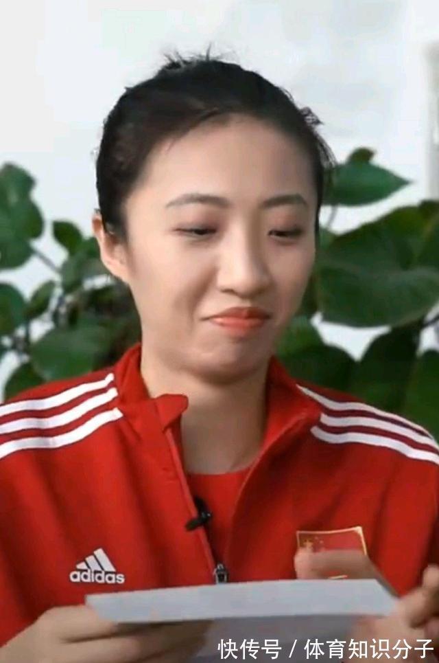 李盈莹|面对失败满脸笑容!女排二传和队友完全不同,龚翔宇李盈莹都哭了