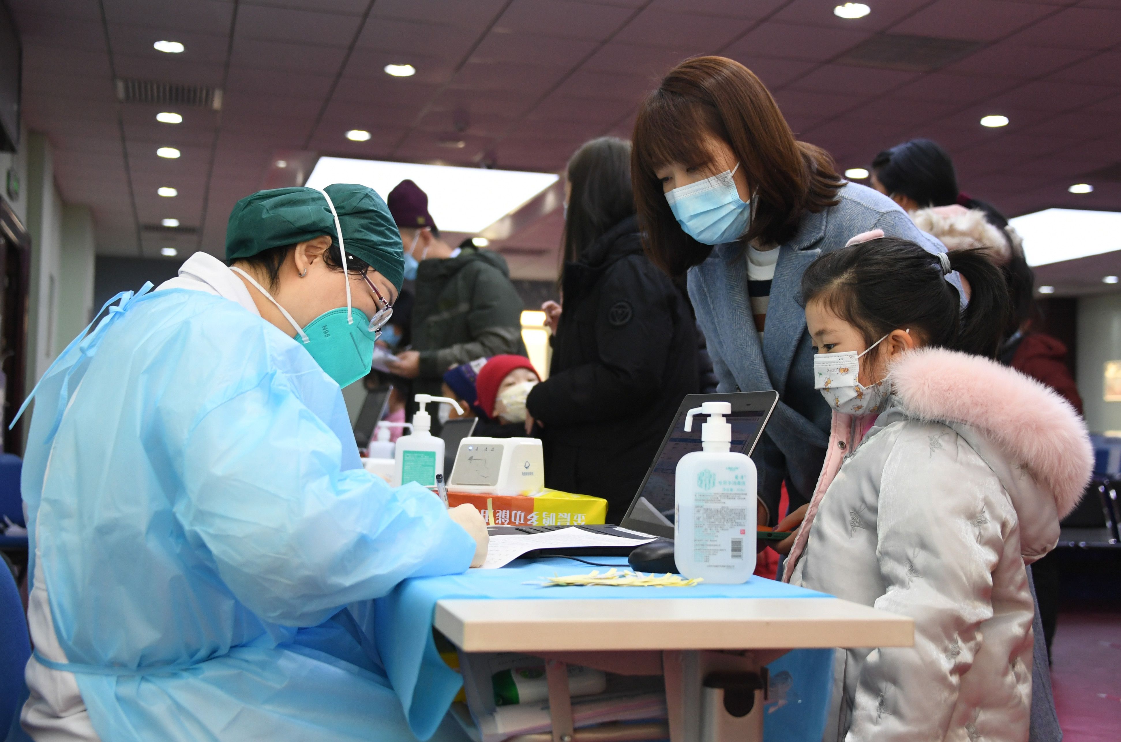 新冠疫苗|（聚焦疫情防控）北京海淀：3至11岁人群新冠疫苗第二剂次接种进行时
