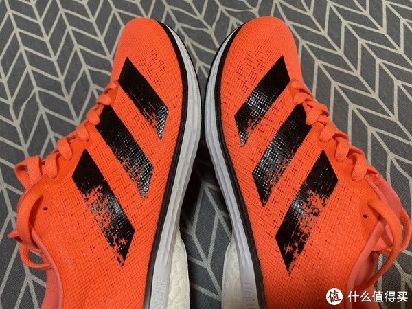 胖胖买的鞋 篇一百一十八：骚骚骚~419元买的adidas adizero adios 5